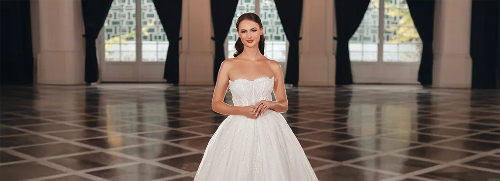 So pflegst du dein Kleid oder deinen Anzug